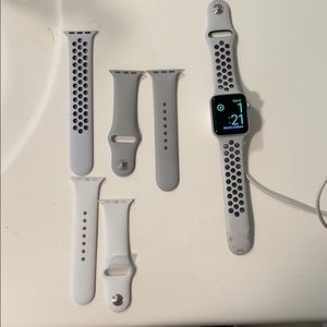 Apple Watch series 3 used 38mm
